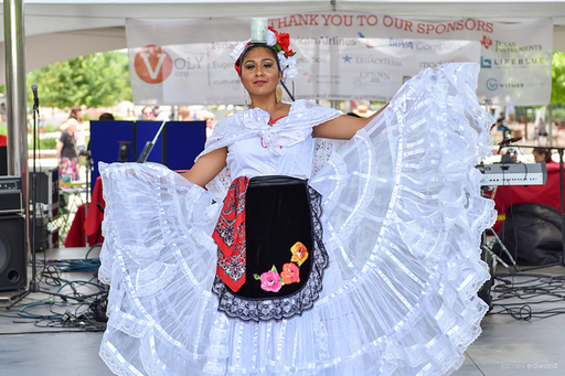 Voly in the Park Folklorico.jpg